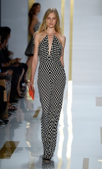 The DVF show was just too cool... It had such a 60's and 70's vibe and I loved it.